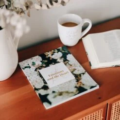 Emotions And The Heart: Study -Books Shop 117 1704 3