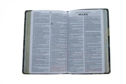 KJV, Mossy Oak UltraSlim Bible, Leathersoft, Brown -Books Shop 206 0445 5 1