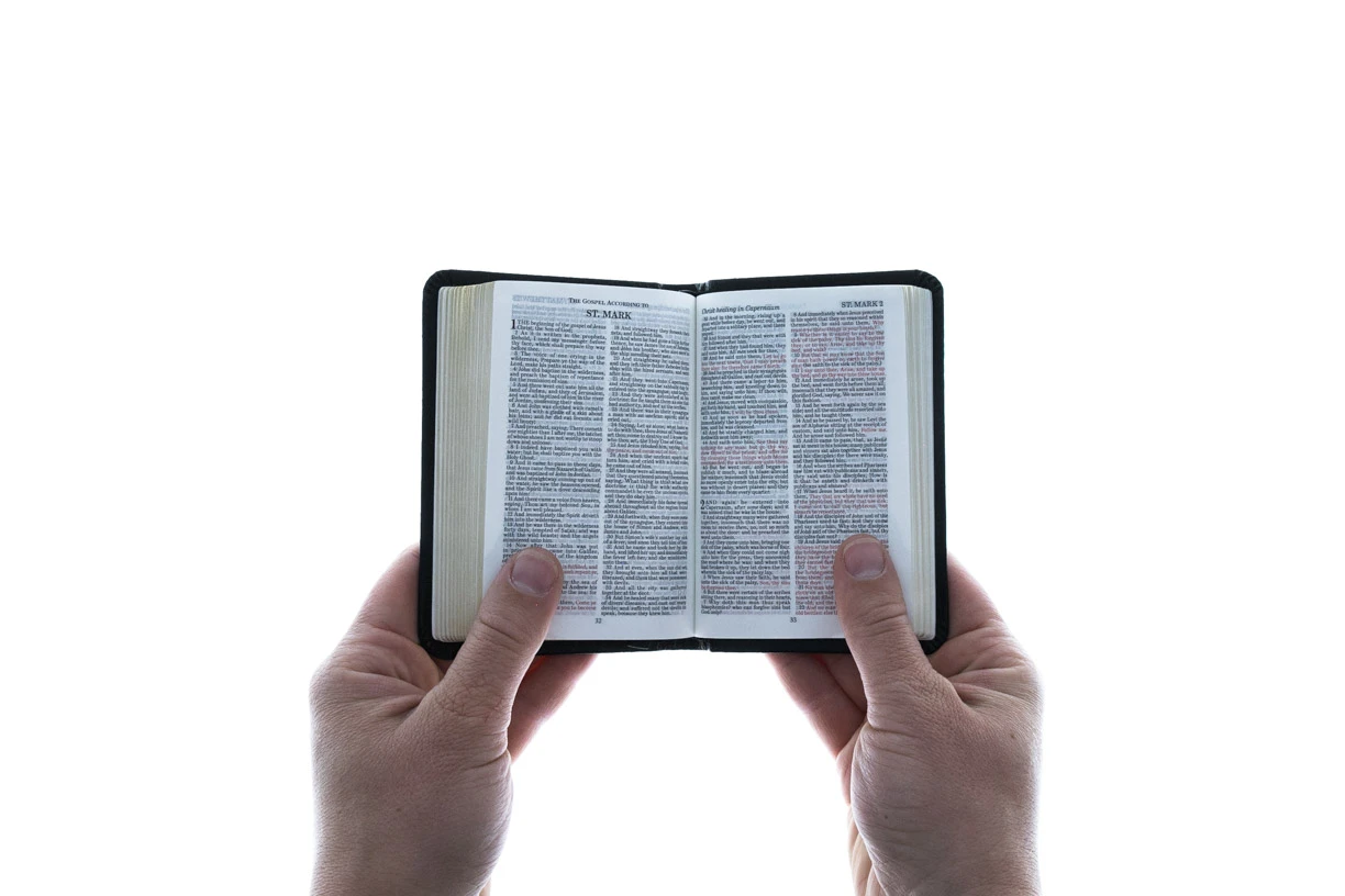 KJV Pocket Bible Bonded Black Leather 3 X 4.5″ 6 KJV Pocket Bible Bonded Black Leather 3 X 4.5″ - Image 4