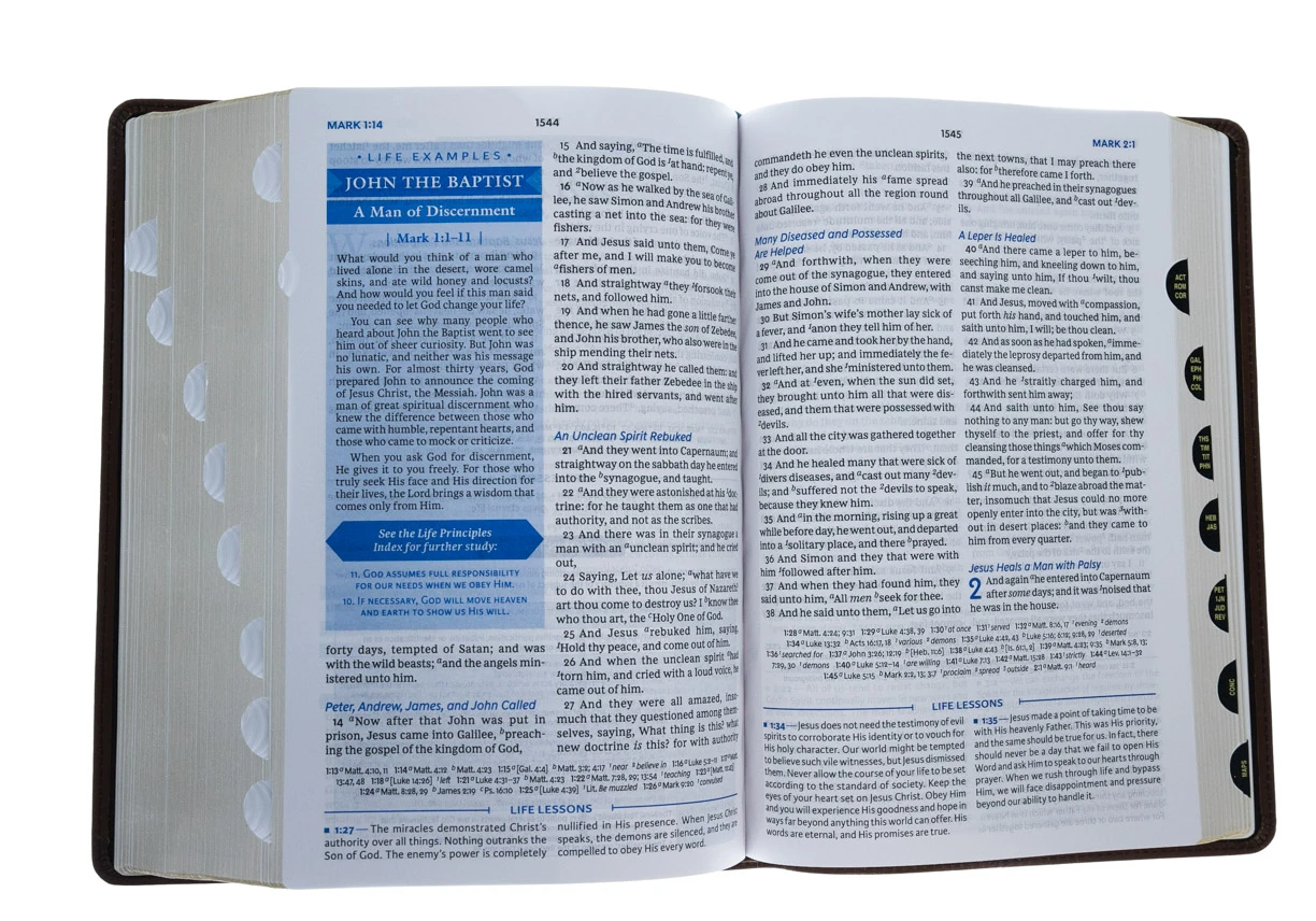 KJV, Charles F. Stanley Life Principles Bible, 2nd Edition, Genuine 7 KJV, Charles F. Stanley Life Principles Bible, 2nd Edition, Genuine - Image 5