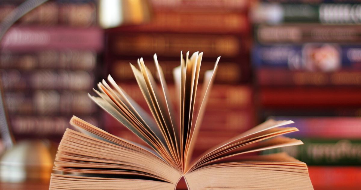 Books Shop -Books Shop 5d01fe342500004e12e1c088